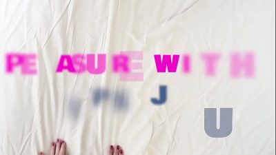 Instead of cleaning, the Russian wife decided to have sex with her husband and finished from the vaginal